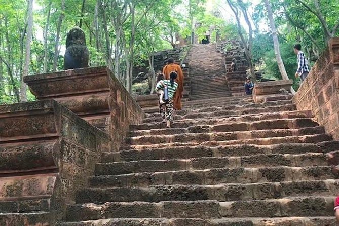 Full Day From Siem Reap - Bamboo Train, Killing Cave & Sunset - Phnom Sampeau at sunset and the bat flight