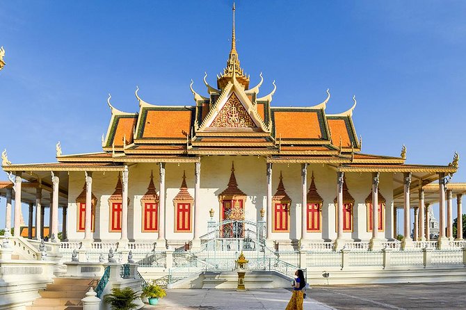 Full-Day Phnom Penh Sightseeing Tour & Killing Field - Tuol Sleng requires emotional preparation