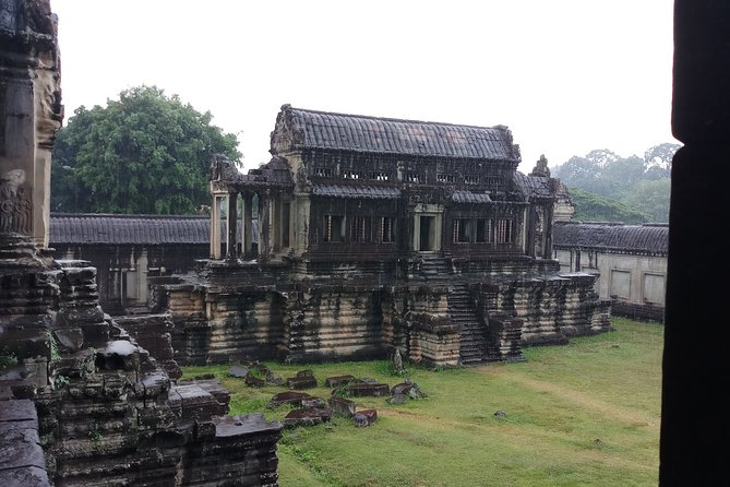 Full-Day Private Custom Tour in Siem Reap - Communication and planning before pickup