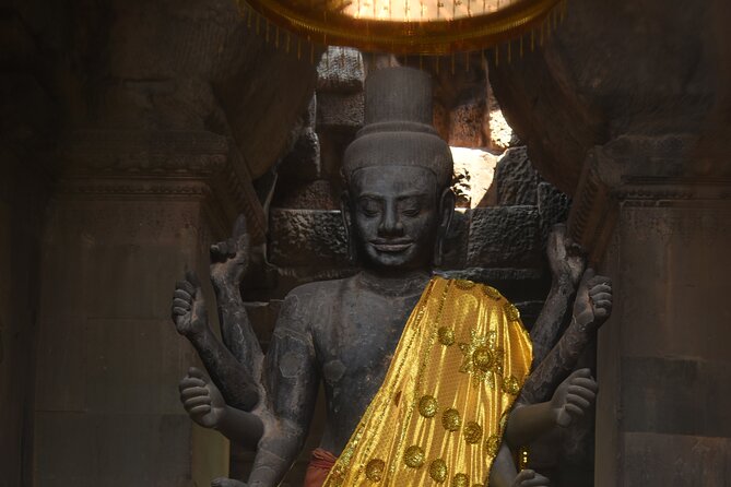 Full-Day Private Tour of Angkor Wat with Pick Up - The guide can shape the whole day