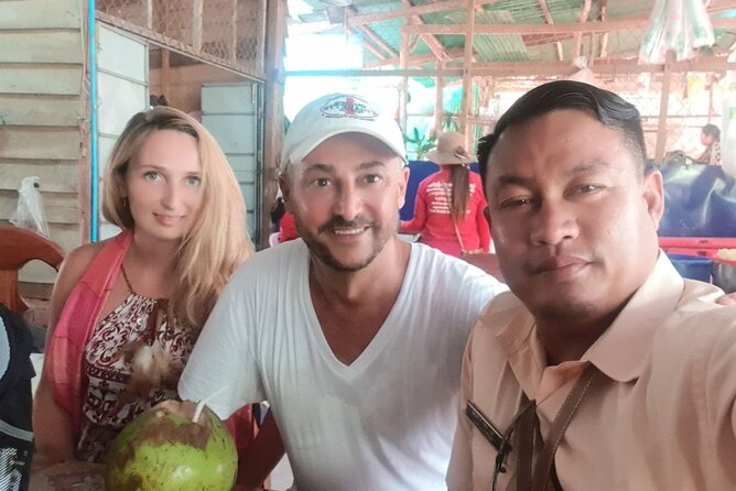 Full-Day private Tour with Sun Rise in Lost City & Angkor Wat from Siem Reap - Breakfast near Angkor Wat before the temple circuit