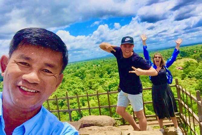 Full-Day Private Tuk Tuk Tour of Angkor Wat Temples - What the private tuk-tuk setup adds