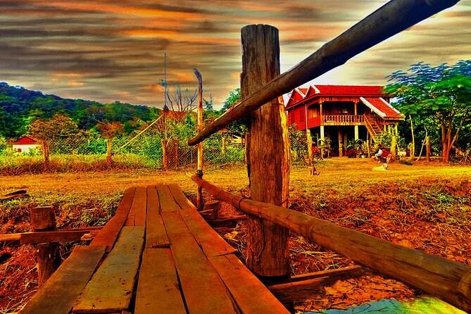 Full-day: Wat Banan. Old bamboo train. Bat Cave. Killing cave - Key points at a glance
