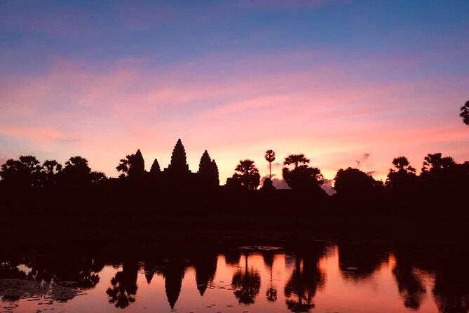 Golden Hours: Angkor wat sunrise photography tour with a pro! - Breakfast before Bayon and Angkor Thom