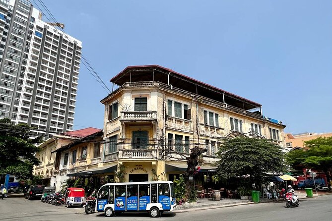 Guided Phnom Penh Heritage Tour - Starting at the Post Office and old financial quarter