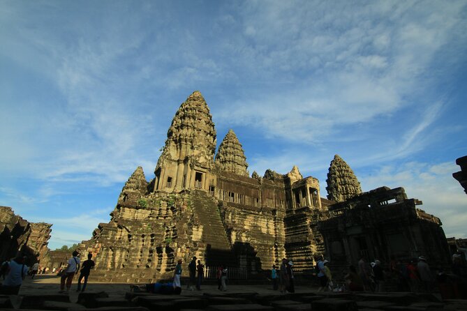Half Day Angkor Wat Tour - Starting at Preah Enkosei in Siem Reap