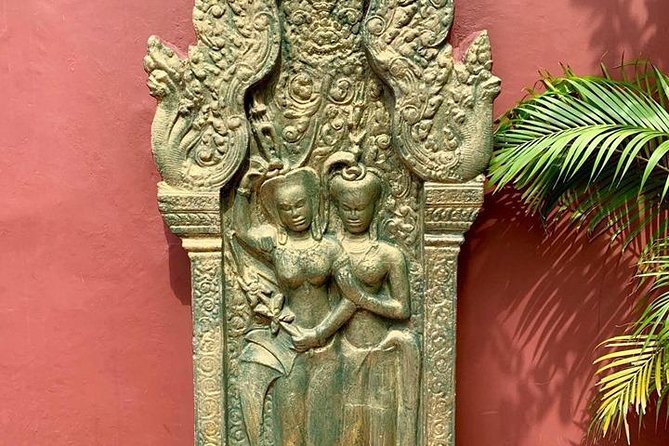 Half-Day Phnom Penh City Tours - Central Market and Independence Monument