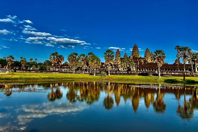 Half Day Tour- Angkor Wat, Ta Promh, Bayon Temple - Heat, clothing, and walking time