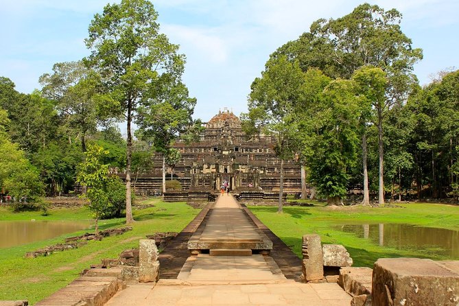Highlight of Angkor Complex 2 Days Private Tour - Baphuon, Phimeanakas, and the two terraces