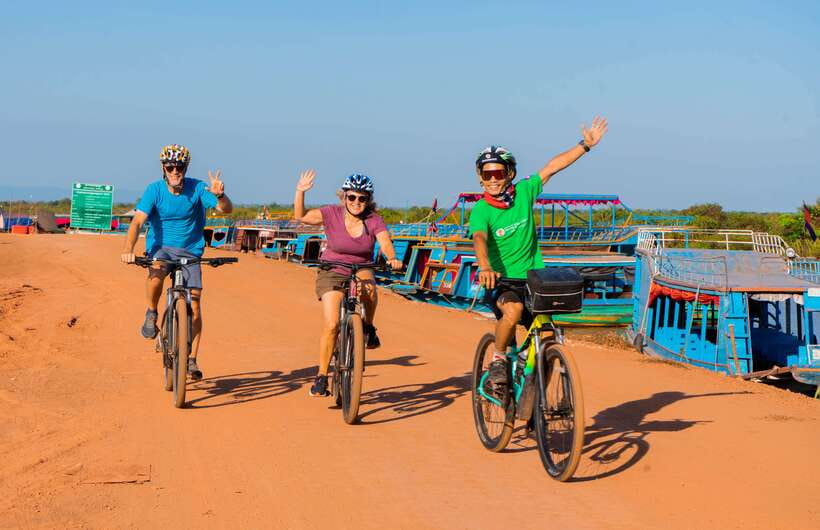 Kampong Phluk: Floating Village Sunset Bike Tour or E-Bike - Farms, village stops, and the value of a slower route