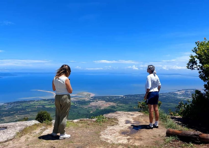 Kampot: Bokor Mountain Classic or Sunset Tour - The Black Palace and Bokor’s old buildings