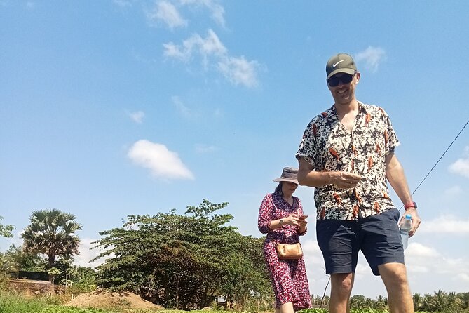 Kampot/Cambodia pepper farm . Cave. lake. Kep Crab market & more. - A private tuk-tuk day from Kampot to Kep