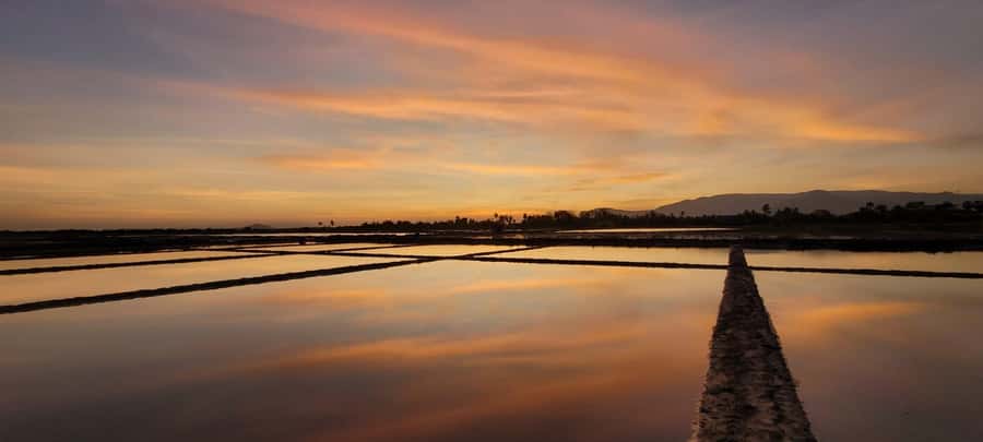 Kampot Countryside include Pepper farm, Salt field & Lake - What $16 really gets you
