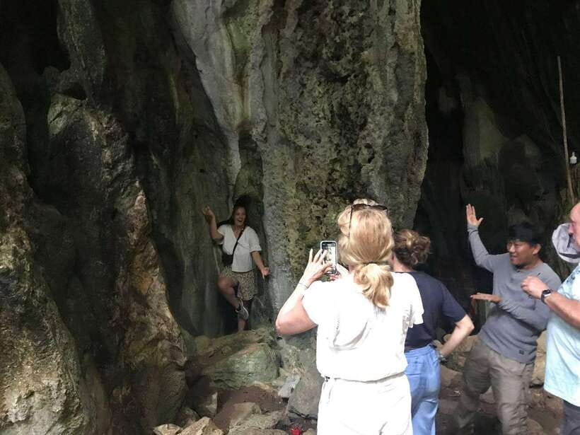 Kampot Pepper Farm Tour: Salt Fields, La Plantation & Cave - Brateak Krola Lake, a quiet pause in the countryside