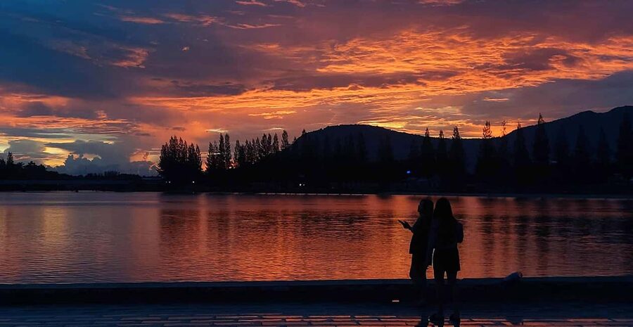 Kampot: Sunset Walking Tour - Why Kampot makes a good town walk