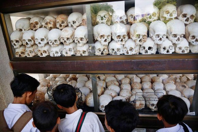 Killing field and Toul Sleng genocide museum Tour - Why these two Phnom Penh sites belong together
