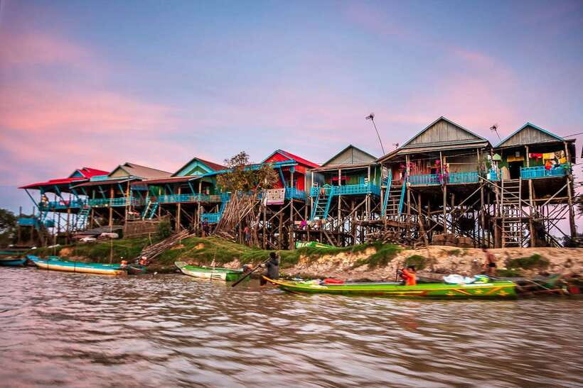 Kompong Khleang Floating Village: Full-Day from Siem Reap - Leaving Siem Reap for the Tonle Sap shore