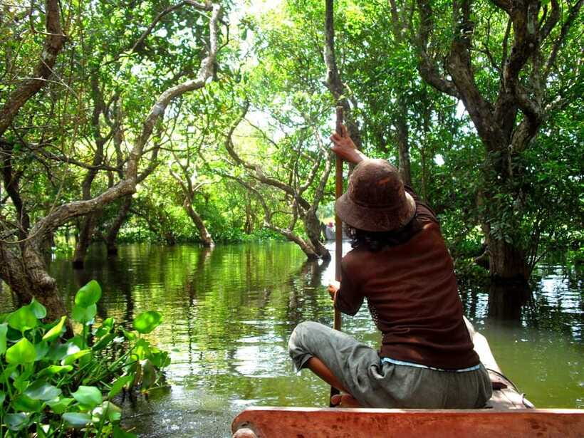Kompong Phluk and Tonlé Sap Lake: Half-Day Tour - What to bring for the lake