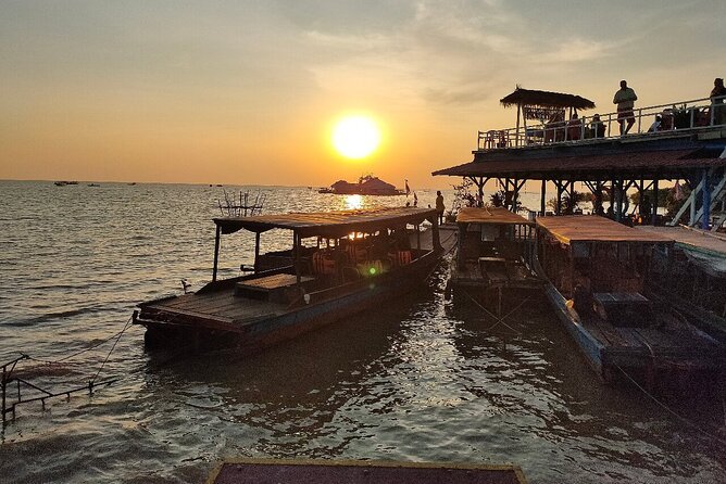 Kulen Elephant Forest and Tonle Sap Lake by Private Tour - Kampong Phluk and the changing waters of Tonle Sap