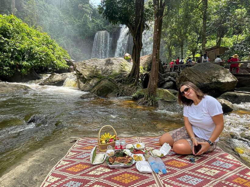 Kulen Mountain: Small-Group Tour and Picnic lunch - Wat Preach Angthom and the reclining Buddha