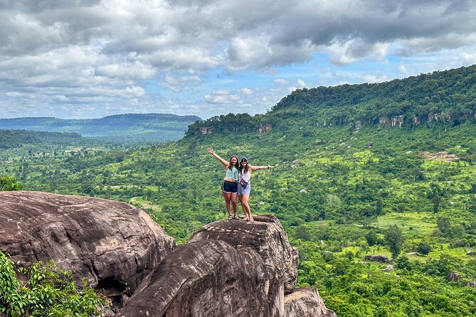 Kulen Mountain Tour with Picnic and Floating Village Sunset - Poeng Ta Kho and the mountain’s big views