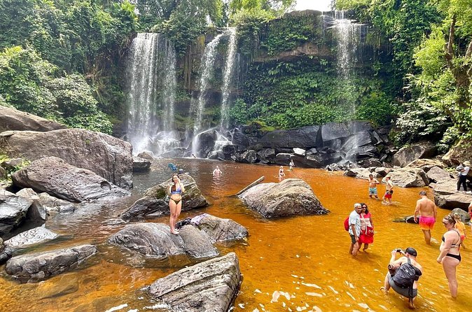 Kulen Waterfall and Banteay Srei -Lady Temple - Guide quality can shape the whole day
