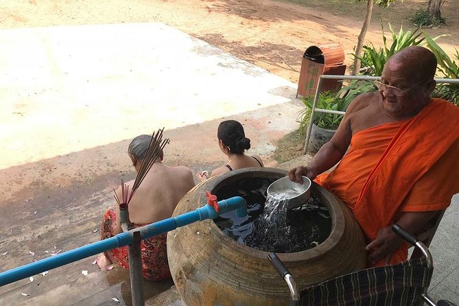 Monk Blessing Ceremony in Siem Reap - Arriving at the Temple and Preparing for the Ceremony
