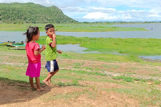 Morning Tour,Ak Phnom temple,Rice wine,Rice Paper, killing Field - Key points at a glance