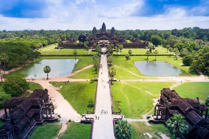 One day Angkor temple tour with private driver - Angkor Thom: several major sights in one afternoon