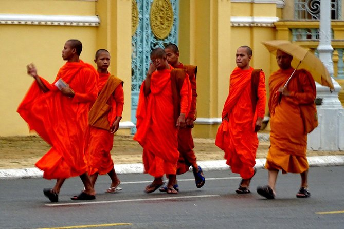 One Day Private Guide Tours History in Phnom Penh Incl. admission - Why this Phnom Penh day works