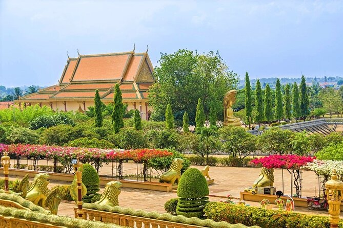 Oudong Mountain & Phnom Baset Private Tours from Phnom Penh - Royal Tombs and the Preah Sakyamoni Chedi