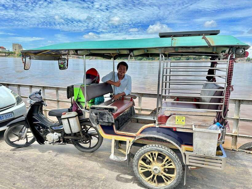 Oudong Mountain - Phnom Penh Former Capital Private Day Tour - A local market adds an unplanned taste of daily life