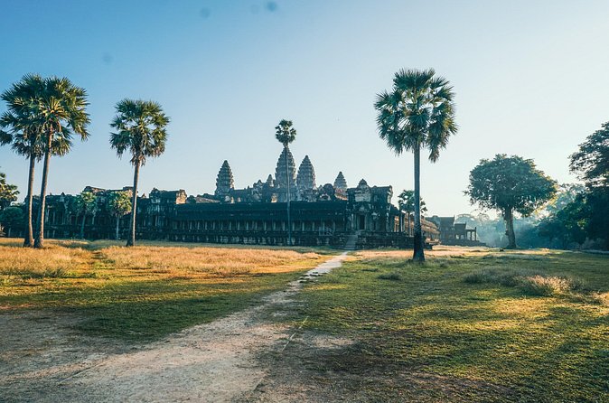 Personalised Angkor Wat Sunrise Tour by TukTuk - Who should book this Angkor morning