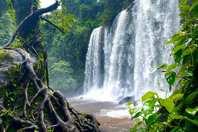 Phnom Kulen Waterfall and Banteay Srei Temple Tour from Siem Reap - Five details that shape the day