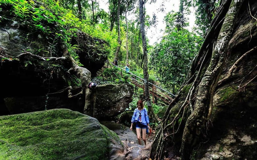 Phnom Kulen Waterfall & the Sacred 1000 Lingas (with Lunch) - Preah Ang Thom and the reclining Buddha