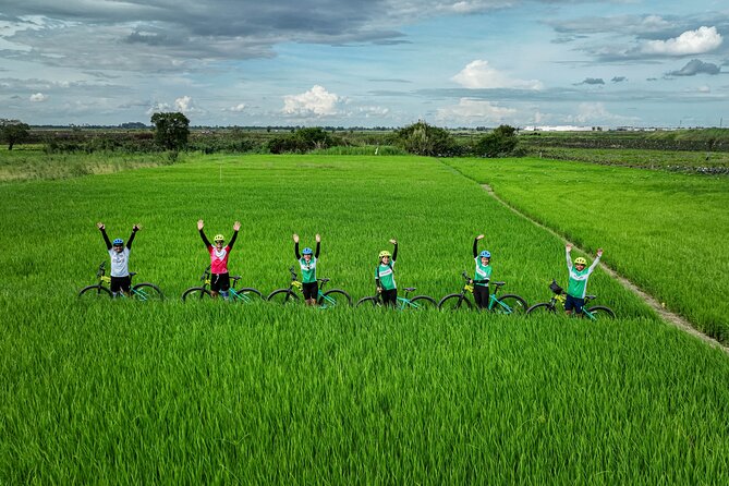 Phnom Penh Bike & Boat Sunset Tour / E-Bike Available - Crossing to Mekong Island by ferry