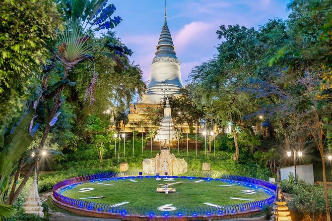 Phnom Penh city Tour by Cyclo - Starting at Sorya Center Point