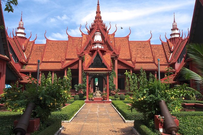 Phnom Penh City Tour, Silver Pagoda, Genocide Museum, Killing Fields - How difficult and emotionally demanding is the morning?