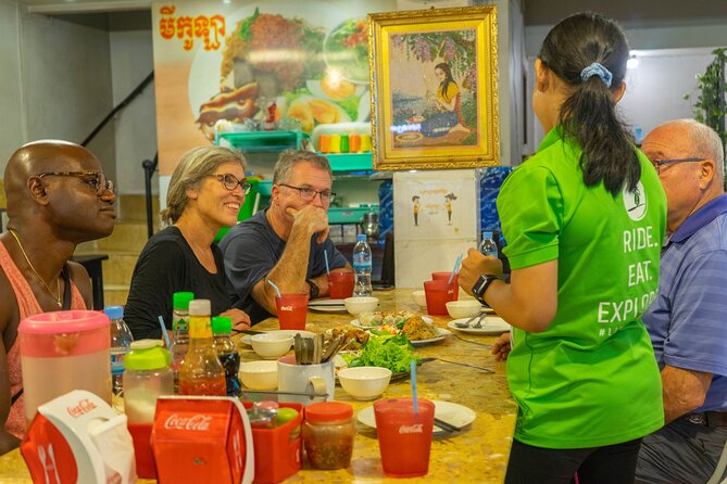 Phnom Penh Evening Foodie Vespa Tour / Tuk Tuk Available - Local food before the markets