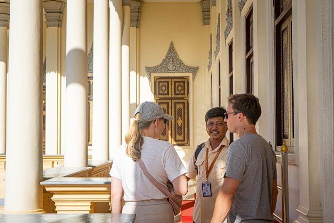 Phnom Penh Historical Tour - Wat Phnom and the old city center