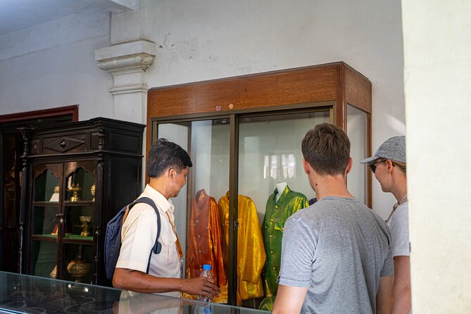 Phnom Penh Historical Tour - Who should book this Phnom Penh tour?