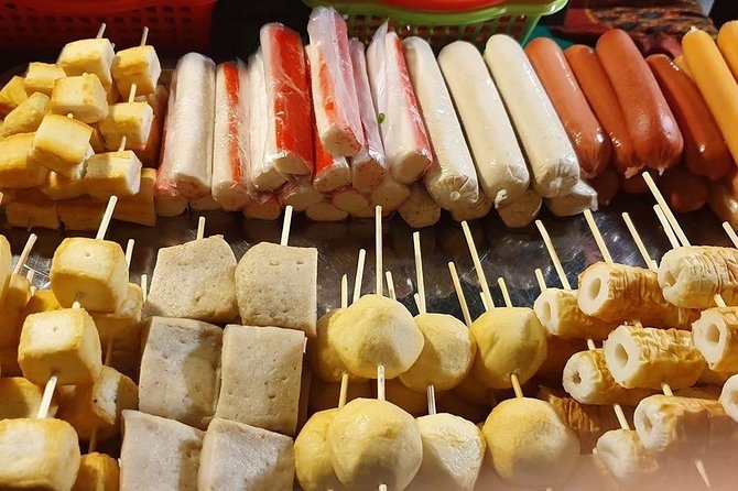 Phnom Penh Nightlife Street Food Tours - Kandal Market: follow the smell of roadside barbecue