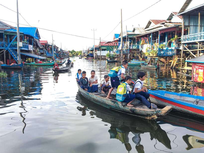 Phnom Penh - Siem Reap Road Transfer Plus Sightseeing - Drivers, comfort, and the private format