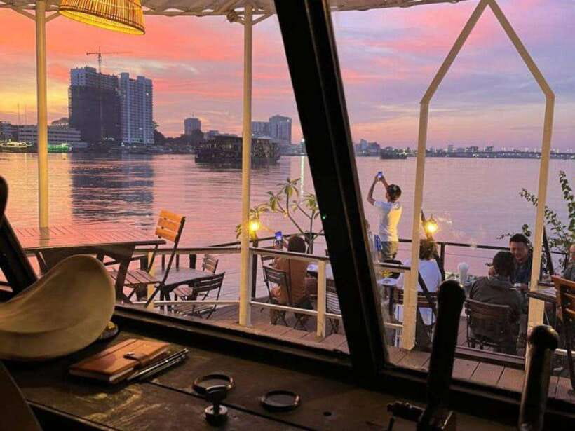 Phnom Penh: Sunset Cruise on Kanika Boat - Why Phnom Penh looks better from the Tonle Sap and Mekong
