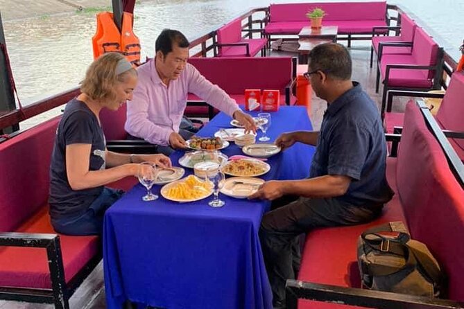 Phnom Penh to Siem Reap Cruise/road tour or Siem Reap/Phnom Penh - How the guides shape the day