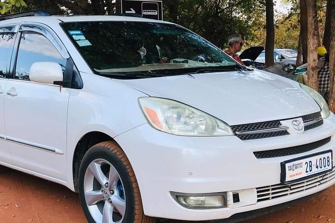 Phnom Penh to Siem Reap Private Car-English Speaking Driver - On the road to Siem Reap: comfort rather than guided sightseeing