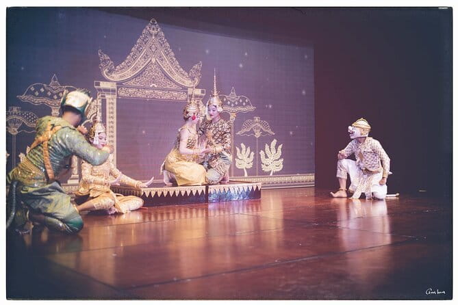 Phnom Penh Unique Classical Dance Show Every Saturday &Sunday - Why the Costumes Matter