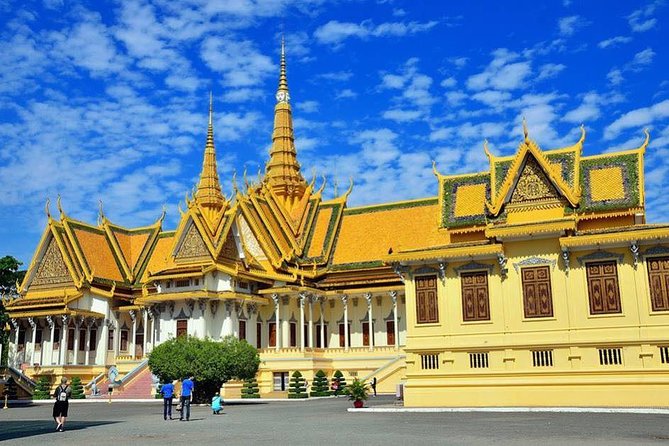 Phnom Penh Vital Discovery-Full Day Tour (Including all services) - Why this Phnom Penh day works