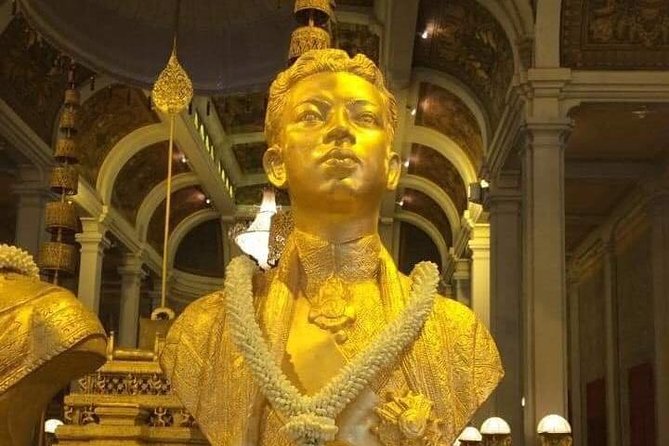 Phnom Penh Vital Discovery-Full Day Tour (Including all services) - Independence Monument and Phnom Penh’s modern identity
