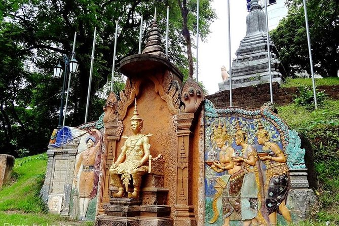 Phnom Penh Vital Discovery-Full Day Tour (Including all services) - Lunch and the practical comfort of private transport